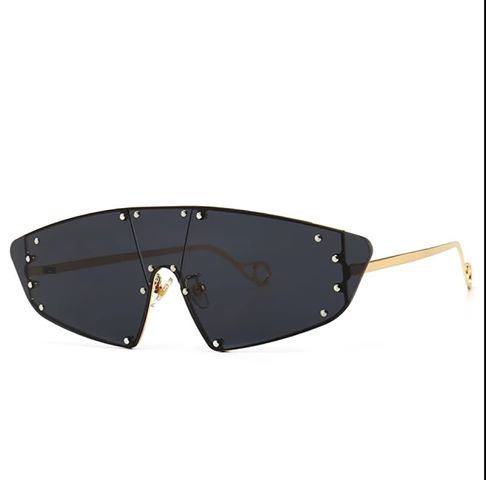 The 'Larae Women’s Trendy Sunglasses' Bundle